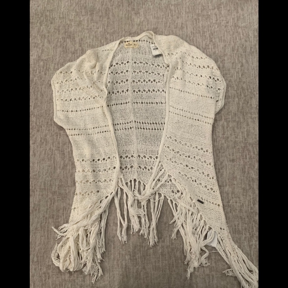 Cream knitted kimono with fridge detail